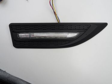 Car Fender Side Light Refitted Driving Light LED Light (Color: Black)